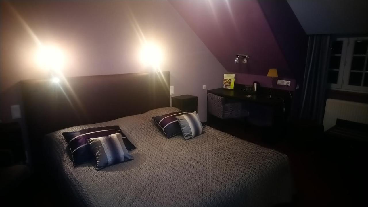 ‪‪Hotel de la Croix d'Or‬‬  آفروشْ المظهر الخارجي الصورة